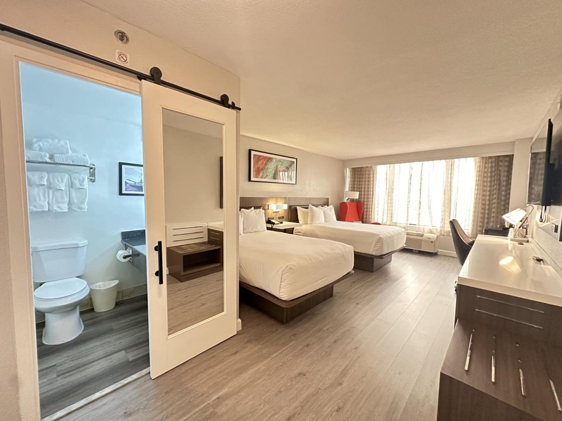 Wyndham Garden Norfolk Downtown Otel Dış mekan fotoğraf