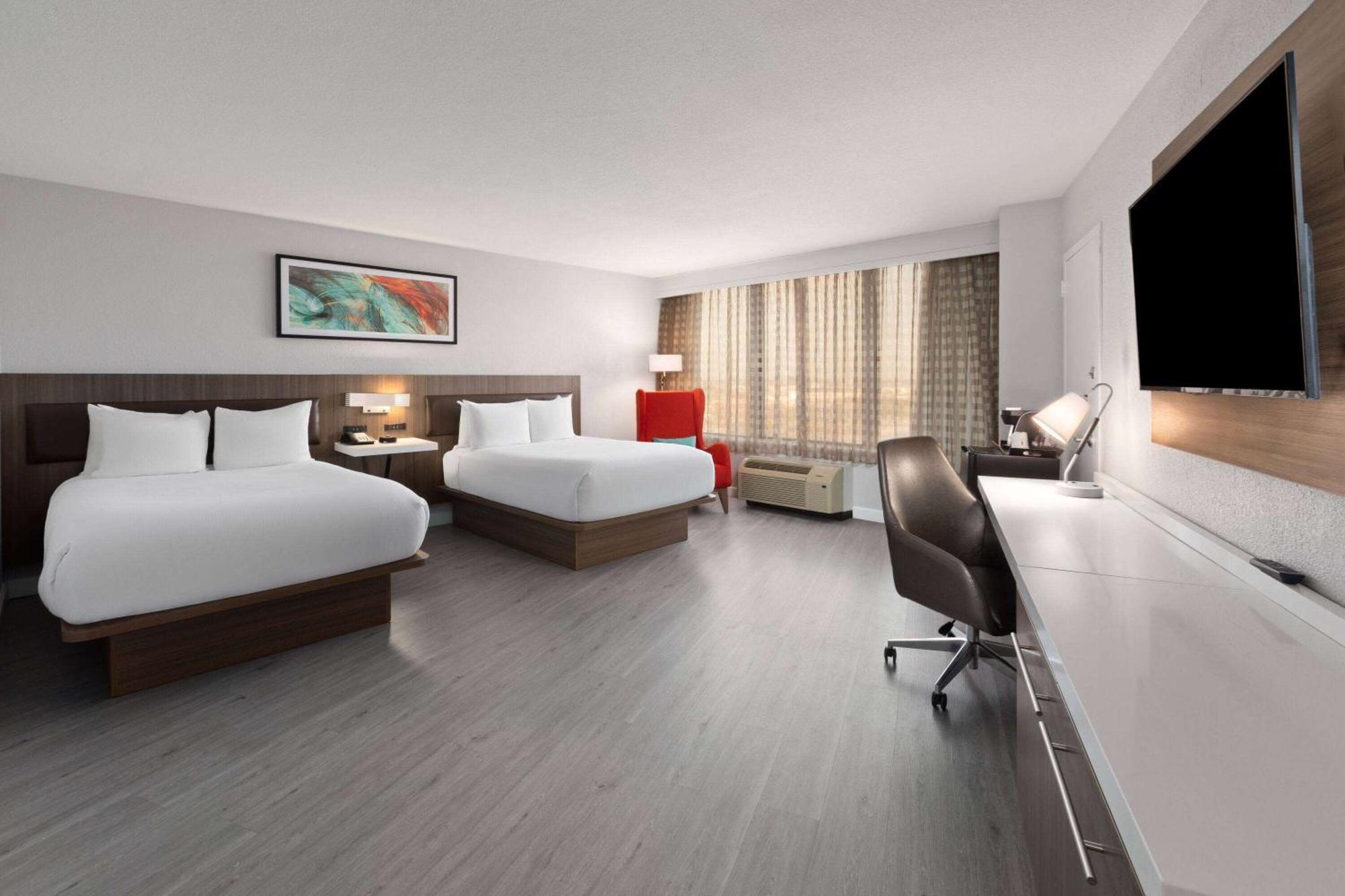 Wyndham Garden Norfolk Downtown Otel Dış mekan fotoğraf