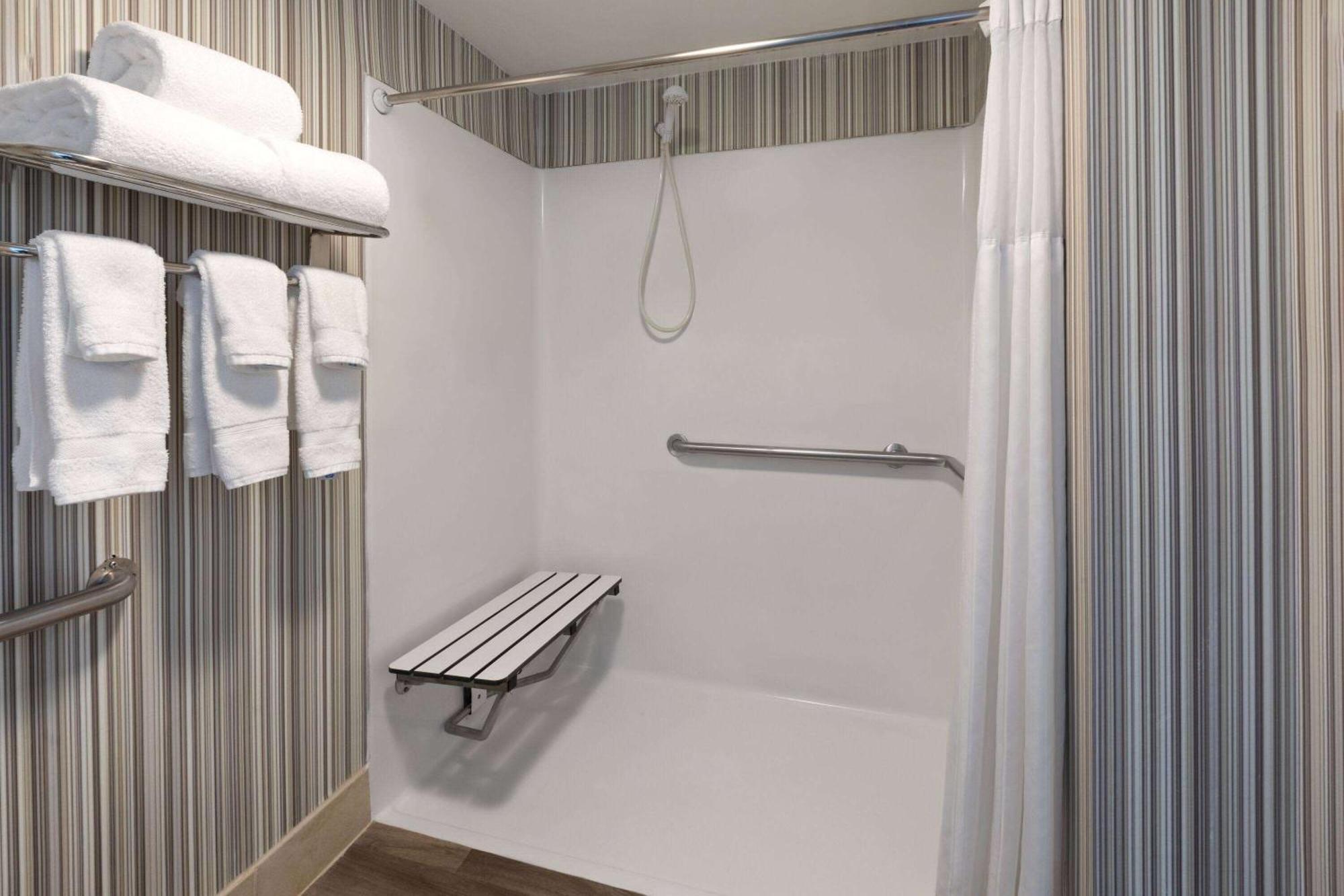 Wyndham Garden Norfolk Downtown Otel Dış mekan fotoğraf